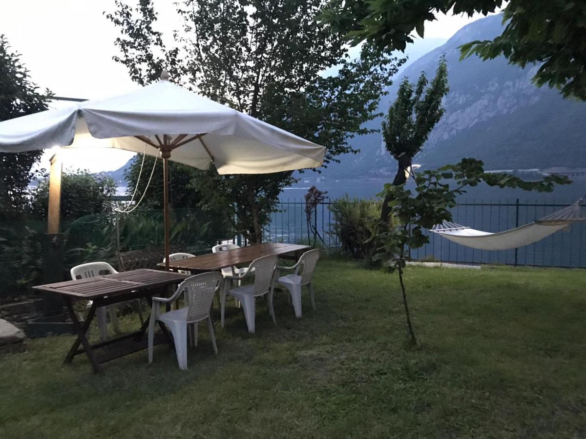 L For Lake Mandello del Lario Exterior foto